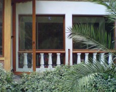 08